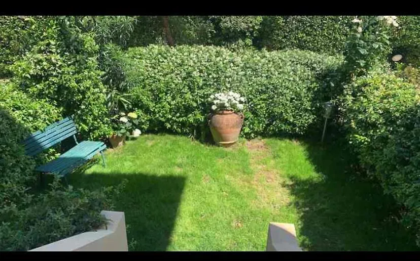 Piscina, Relax E Arte Apartment Florence Italy